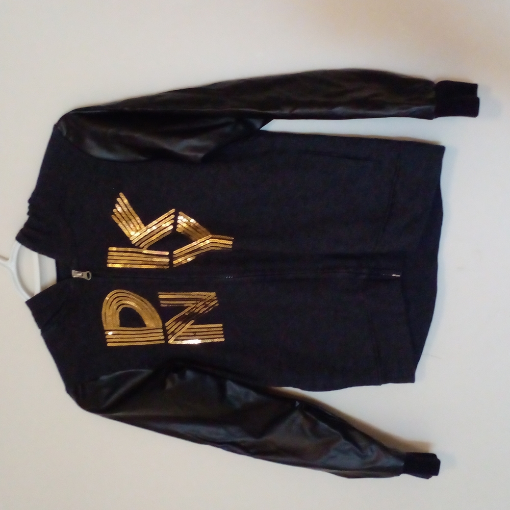 DKNY KIDS SIZE L (12) BLACK AND GOLD W PLETHER SLEEVES ZIP HOODIE W SIDE POCKETS